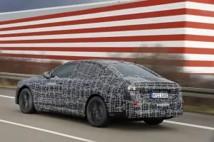 Nuova BMW i5 prototipi - Foto ufficiali - 4