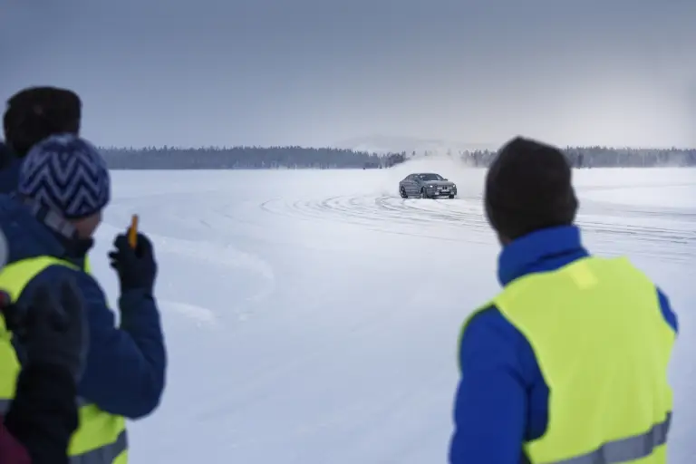 Nuova BMW i5 prototipi - Foto ufficiali - 60
