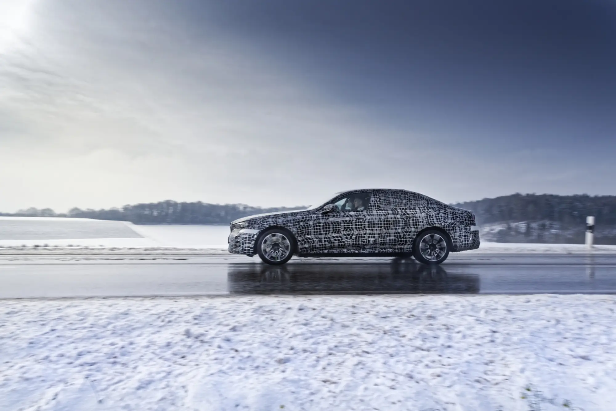 Nuova BMW i5 prototipi - Foto ufficiali - 69