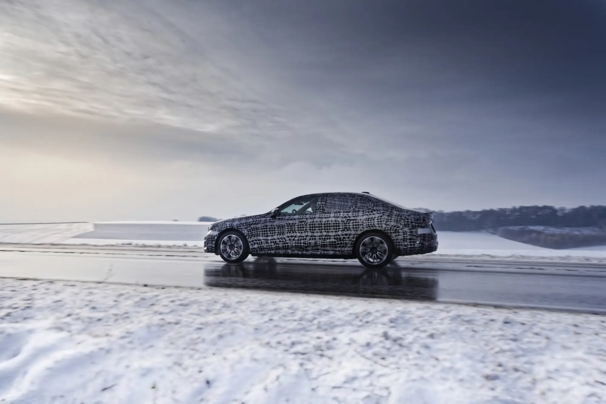 Nuova BMW i5 prototipi - Foto ufficiali - 79
