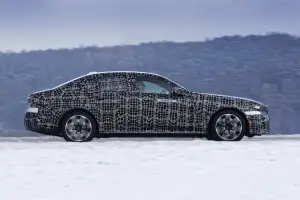 Nuova BMW i5 prototipi - Foto ufficiali - 71