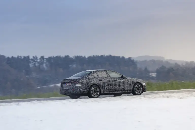 Nuova BMW i5 prototipi - Foto ufficiali - 73