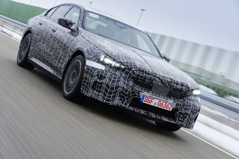 Nuova BMW i5 prototipi - Foto ufficiali - 74