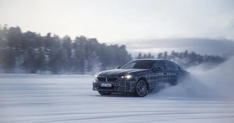 Nuova BMW i5 prototipi - Foto ufficiali - 81