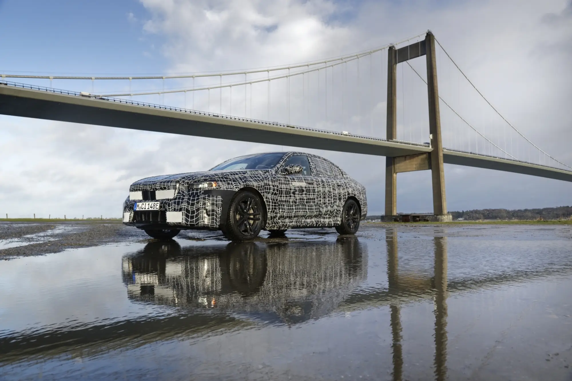 Nuova BMW i5 prototipi - Foto ufficiali - 6
