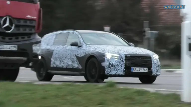 Mercedes Classe E All-Terrain e Wagon 2024 prototipi - 5