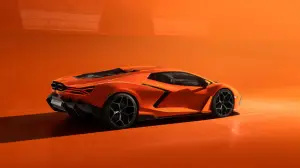 Lamborghini Revuelto - 25