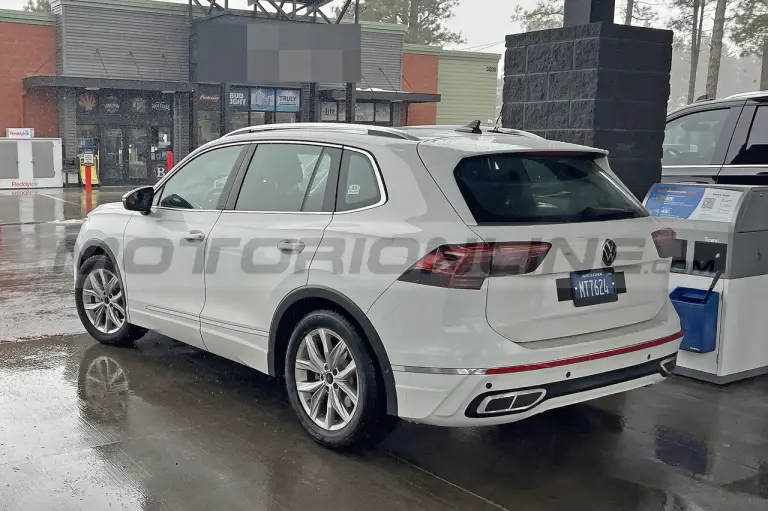 Volkswagen Tiguan 2024 - Foto Spia 31-03-2023 - 4