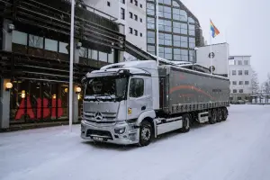 Mercedes eActros 300 prototipo - 2