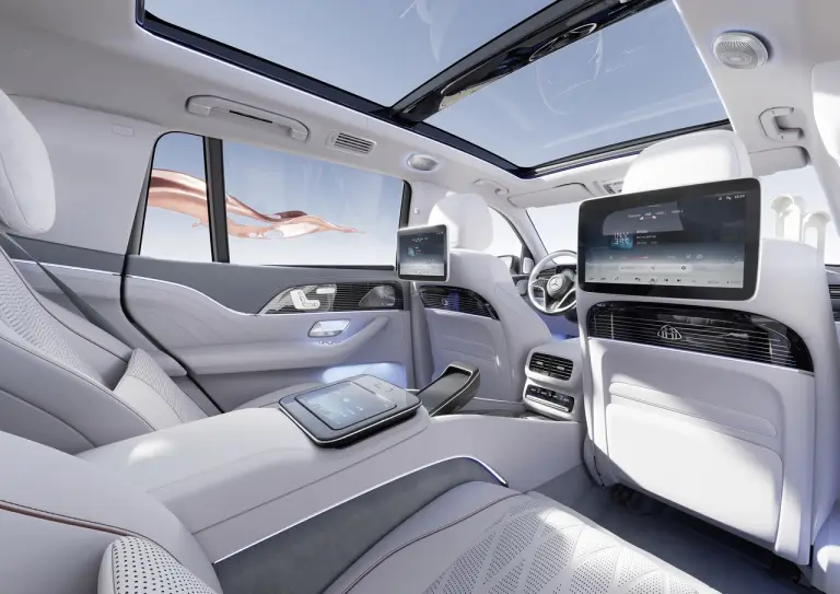 Mercedes-Maybach GLS 600 2024 - 17