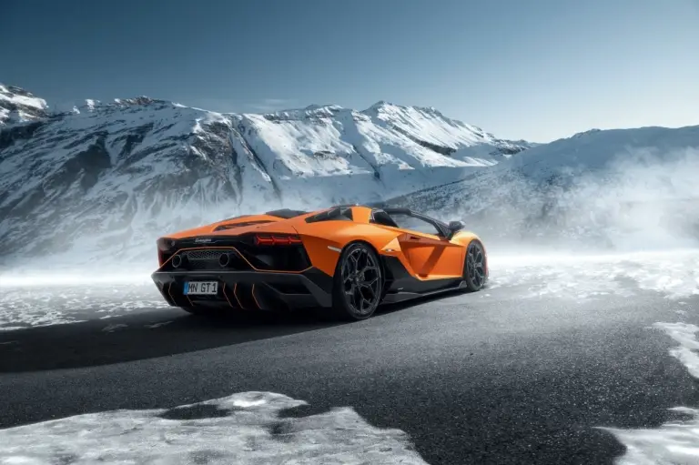 Lamborghini Aventador Ultimae by Novitec - 3