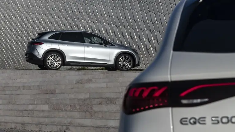 Mercedes EQE SUV 2023 - 14