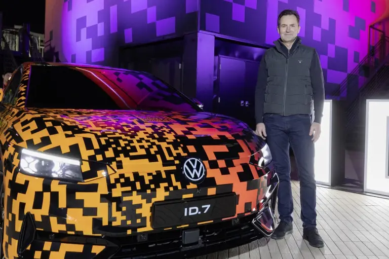 Volkswagen ID.7 prototipo ufficiale - 13