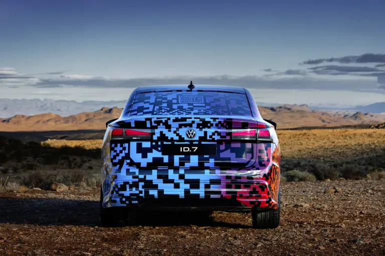 Volkswagen ID.7 prototipo ufficiale - 15