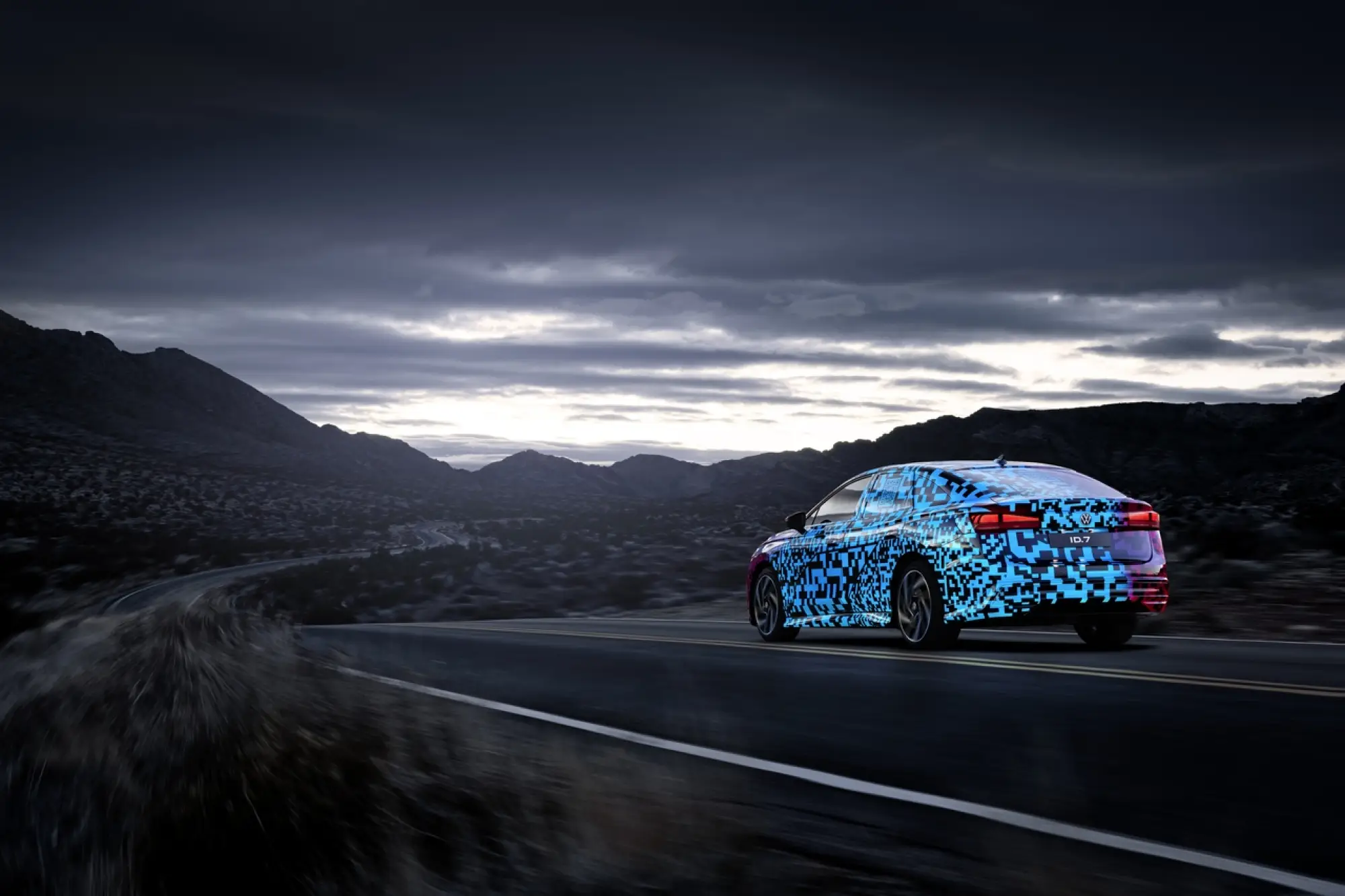 Volkswagen ID.7 prototipo ufficiale - 25