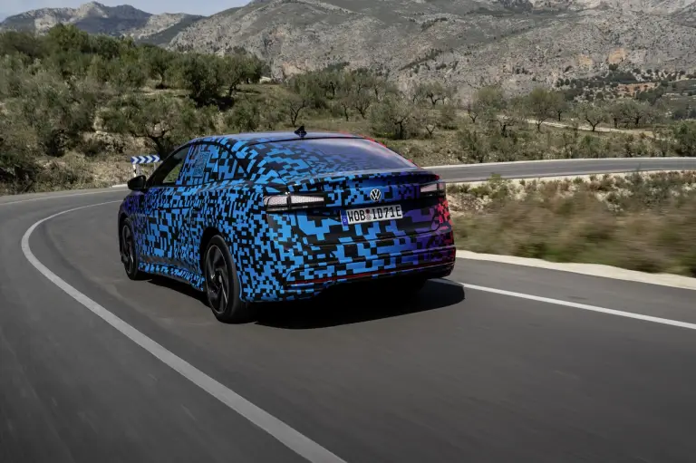 Volkswagen ID.7 prototipo ufficiale - 31