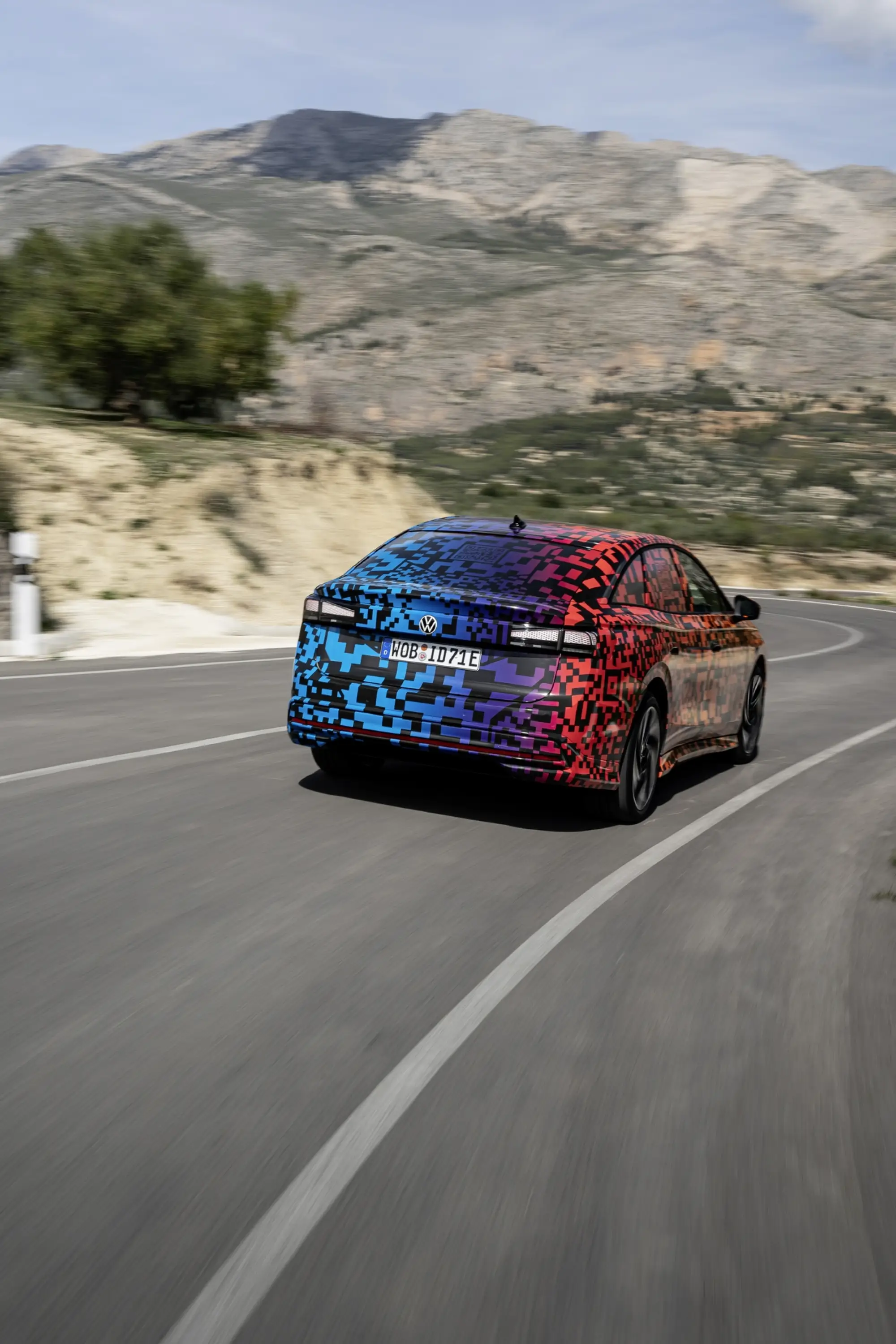 Volkswagen ID.7 prototipo ufficiale - 54