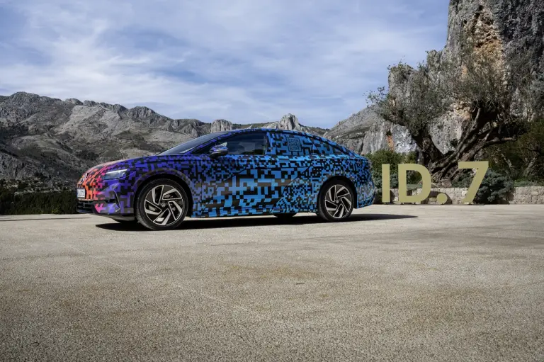 Volkswagen ID.7 prototipo ufficiale - 56