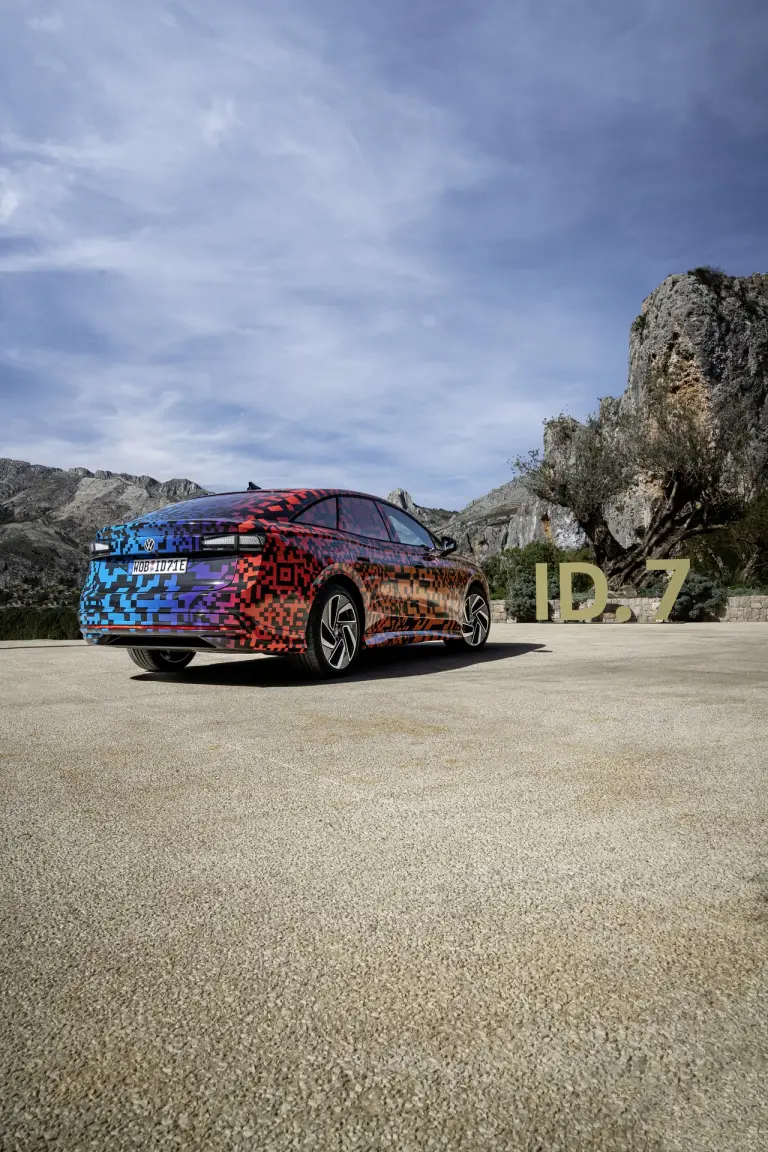 Volkswagen ID.7 prototipo ufficiale - 64