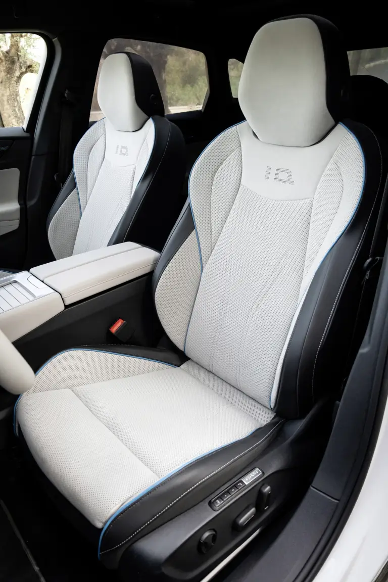 Volkswagen ID.7 prototipo ufficiale - 65