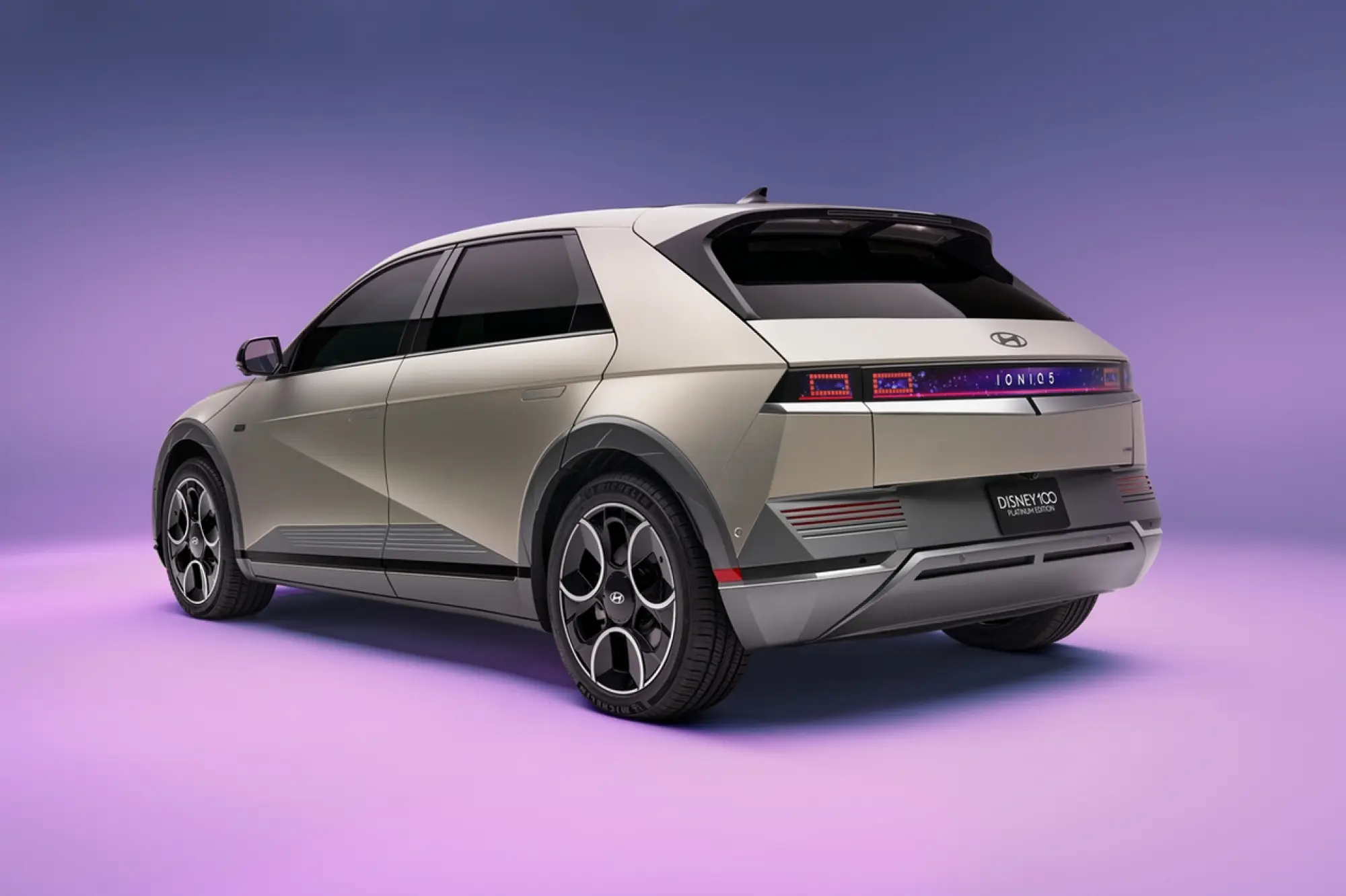 Hyundai Ioniq 5 Disney100 Platinum Concept - 4