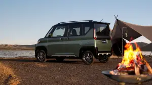 Mitsubishi Delica Mini - 1