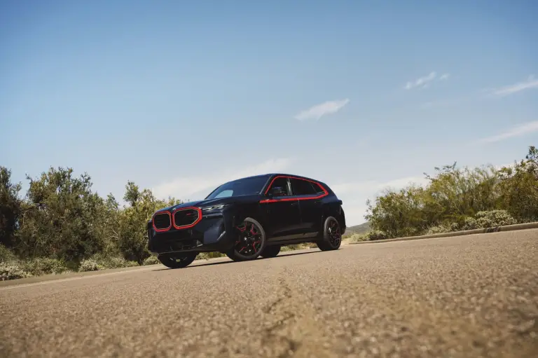 BMW XM Label Red - 21
