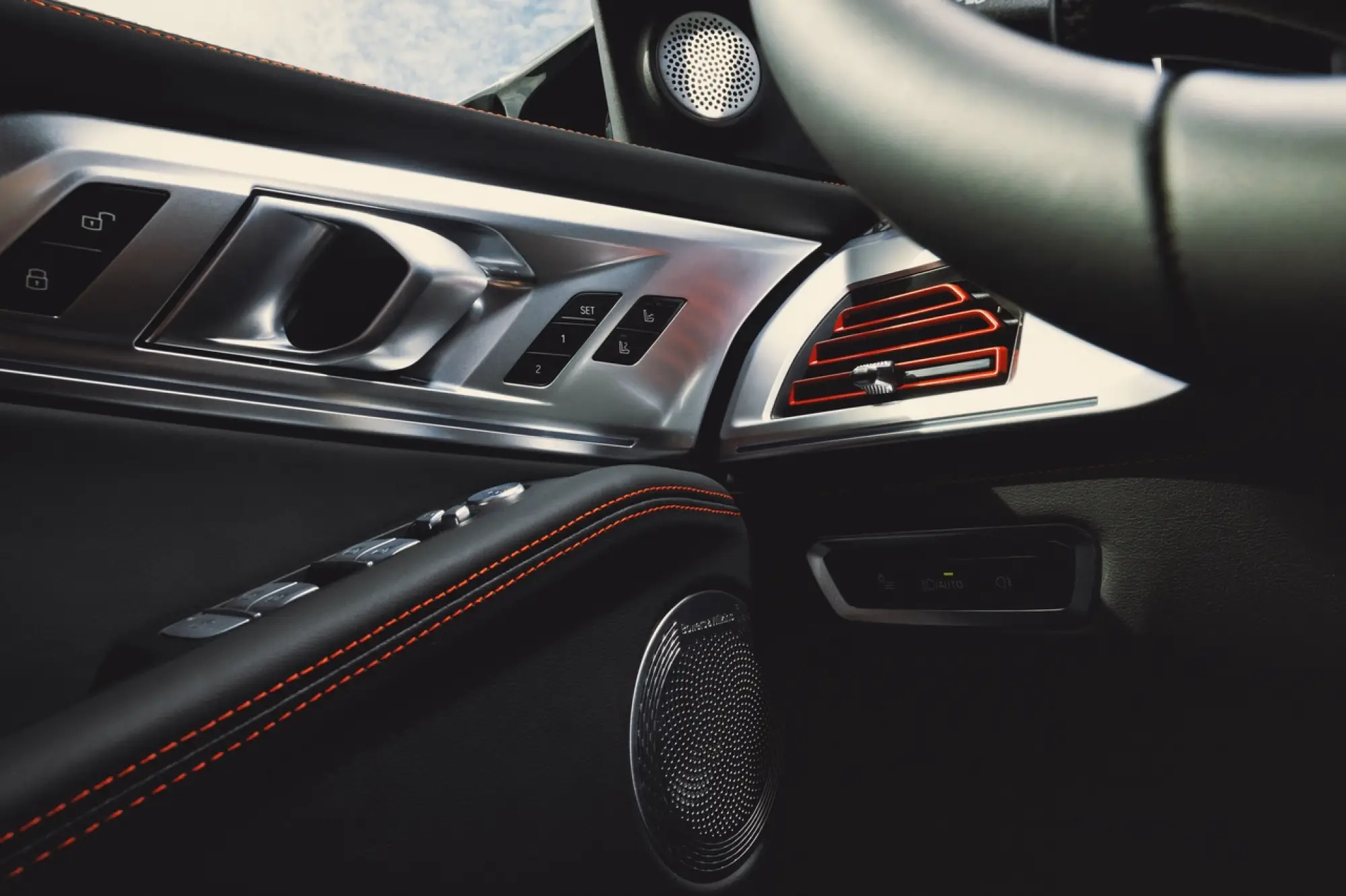 BMW XM Label Red - 45