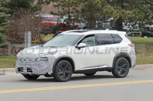 Nissan Rogue 2024 - Foto Spia 12-04-2023 - 2