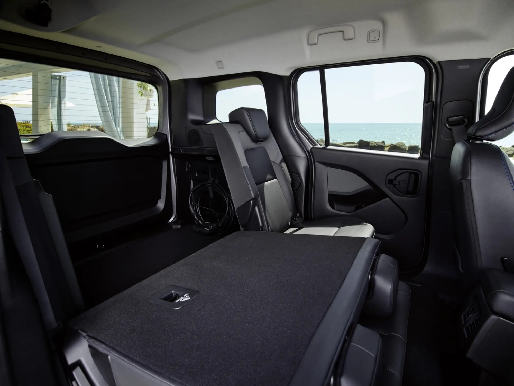 Nissan Townstar EV Passenger - 10