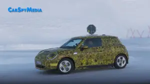 Mini Cooper EV 2024 prototipi test invernali