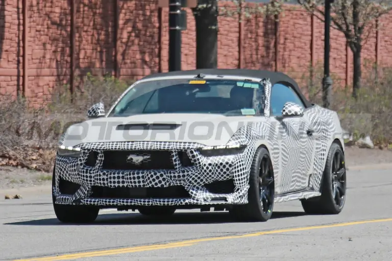 Ford Mustang Shelby GT500 2026 - Foto Spia 15-04-2023 - 14