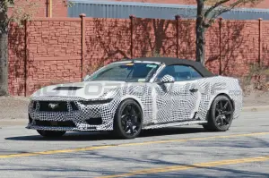 Ford Mustang Shelby GT500 2026 - Foto Spia 15-04-2023