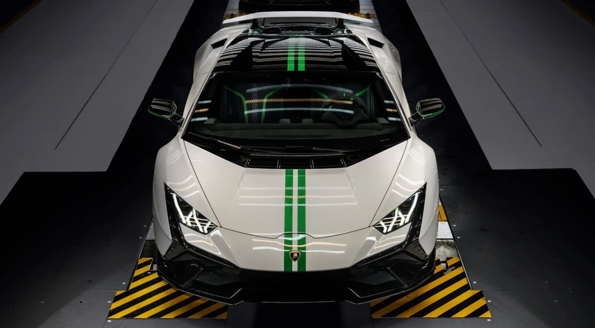 Lamborghini Huracan 60 Anniversario Edition - 15