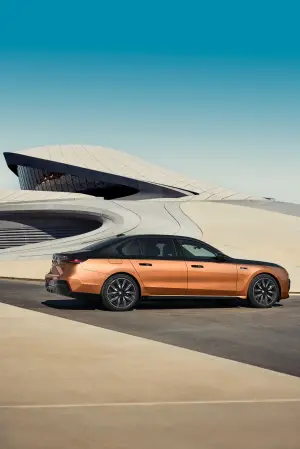 BMW i7 M70 xDrive - 24