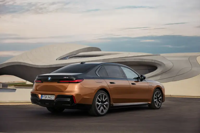 BMW i7 M70 xDrive - 39