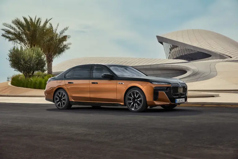 BMW i7 M70 xDrive - 41