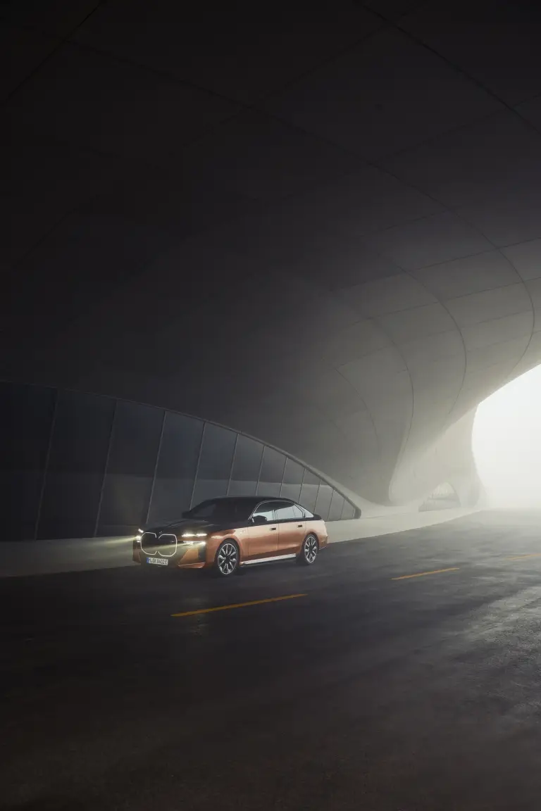 BMW i7 M70 xDrive - 35