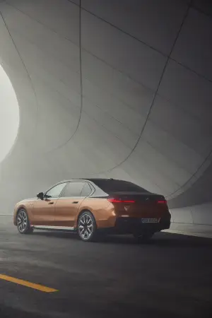 BMW i7 M70 xDrive - 36
