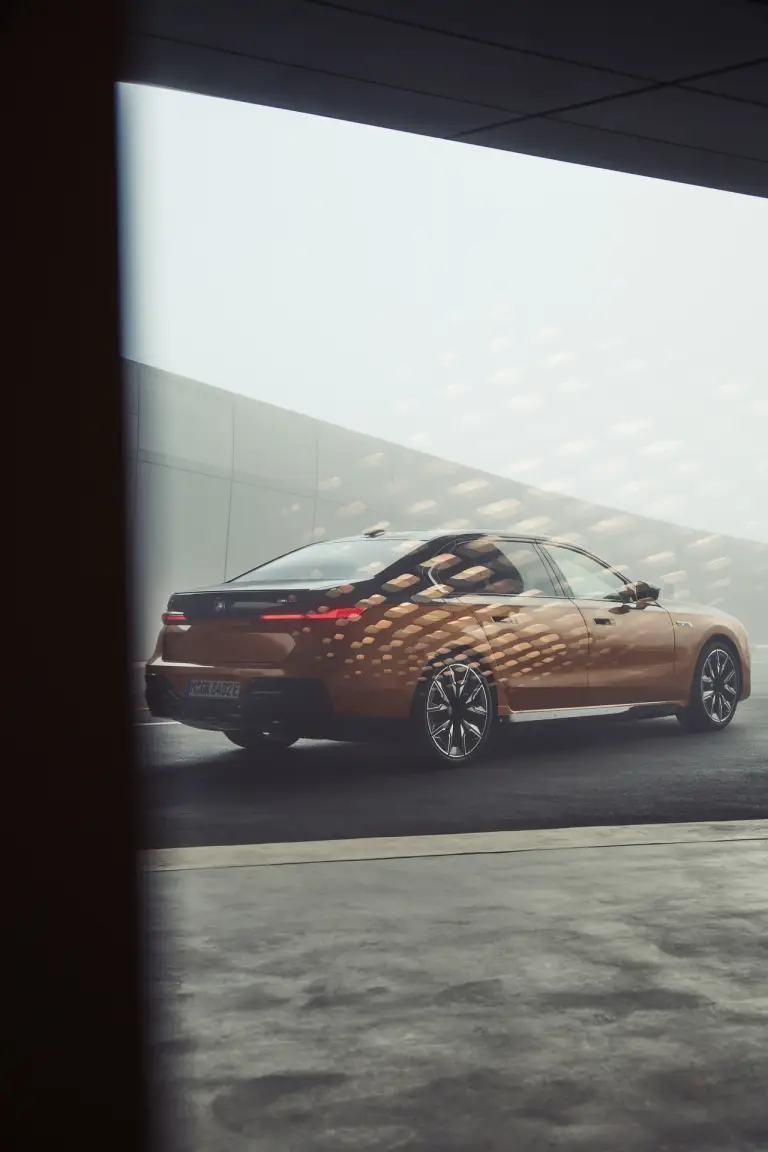 BMW i7 M70 xDrive - 38