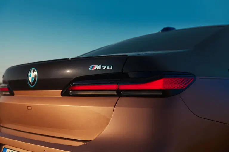 BMW i7 M70 xDrive - 48