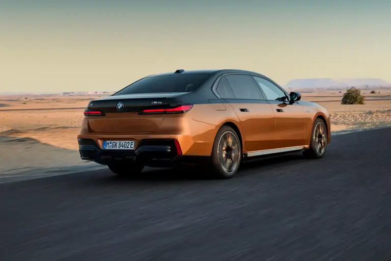 BMW i7 M70 xDrive - 62