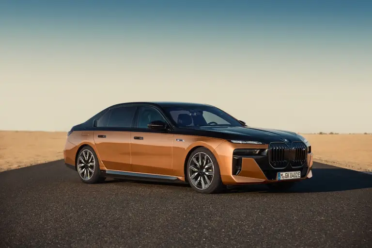BMW i7 M70 xDrive - 63