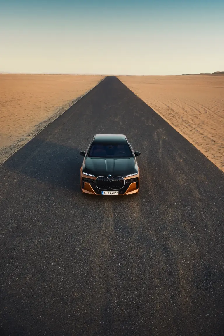 BMW i7 M70 xDrive - 65