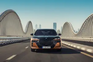 BMW i7 M70 xDrive - 75