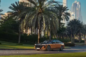 BMW i7 M70 xDrive - 77