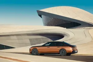 BMW i7 M70 xDrive - 11
