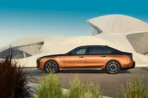 BMW i7 M70 xDrive - 6