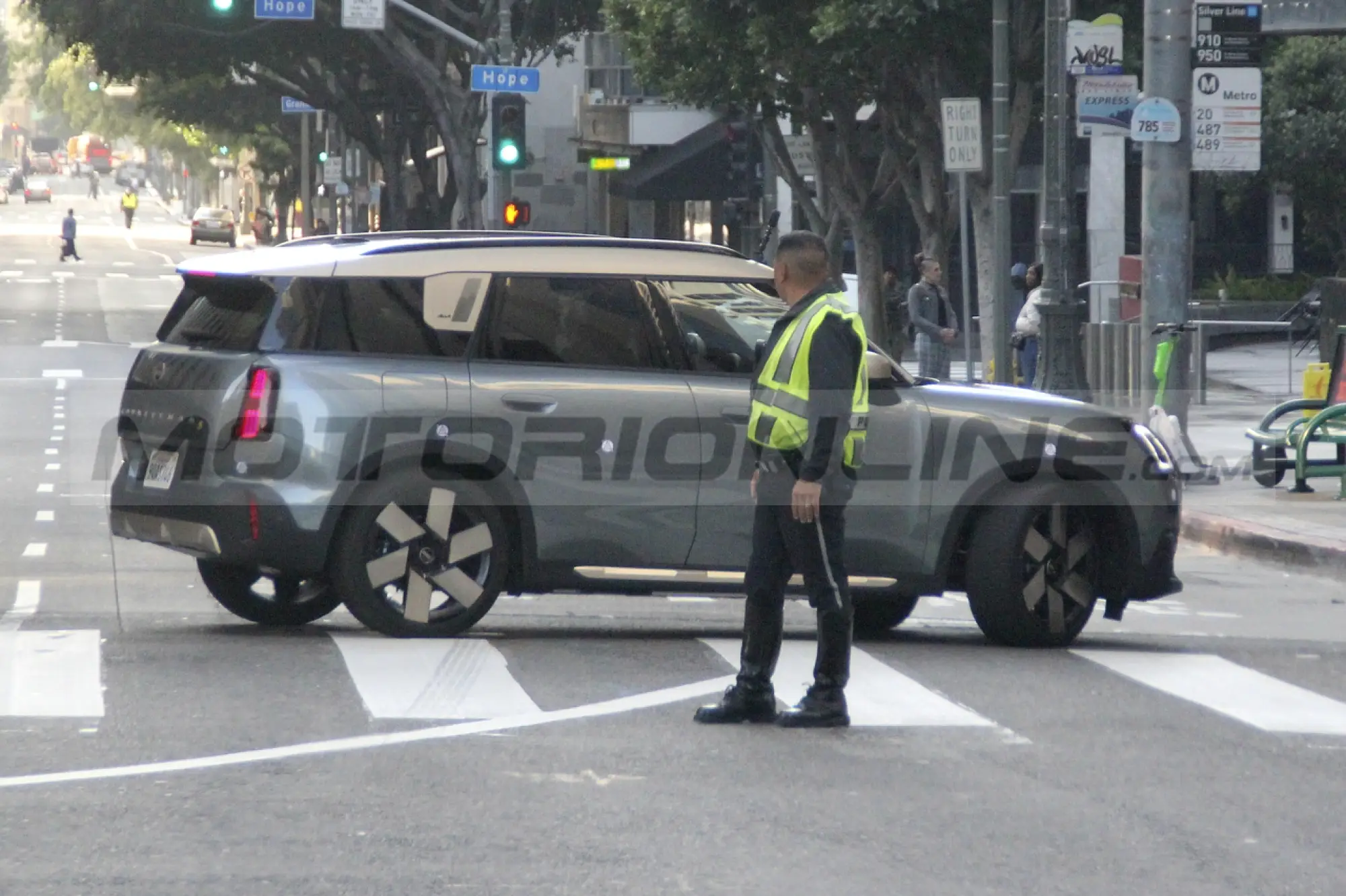 Mini Countryman SE ALL4 - Foto Spia 18-04-2023 - 16