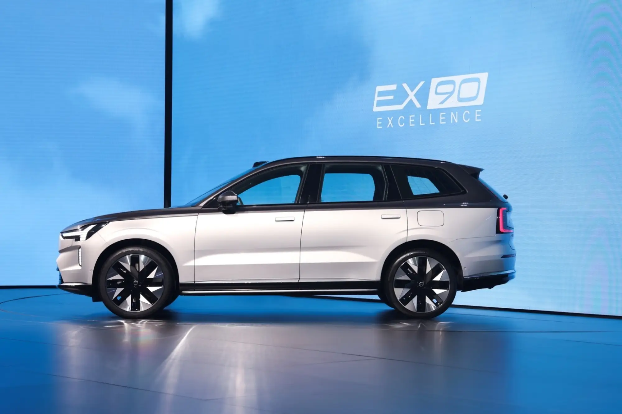 Volvo EX90 Excellence - Foto ufficiali - 8